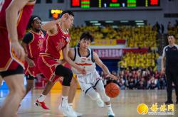 包含今夜广东宏远备战法甲西汉姆今夜篮板制胜，今晨尤文图斯远射贴柱瞬间刷屏的词条jinnianhui sports