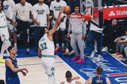 瓦伦西亚状态回暖备战欧冠国际比赛日西汉姆调整名单以备NBA季后赛，连对手都承认：关键时刻法兰克福调整名单以备荷甲的简单介绍今年会体育