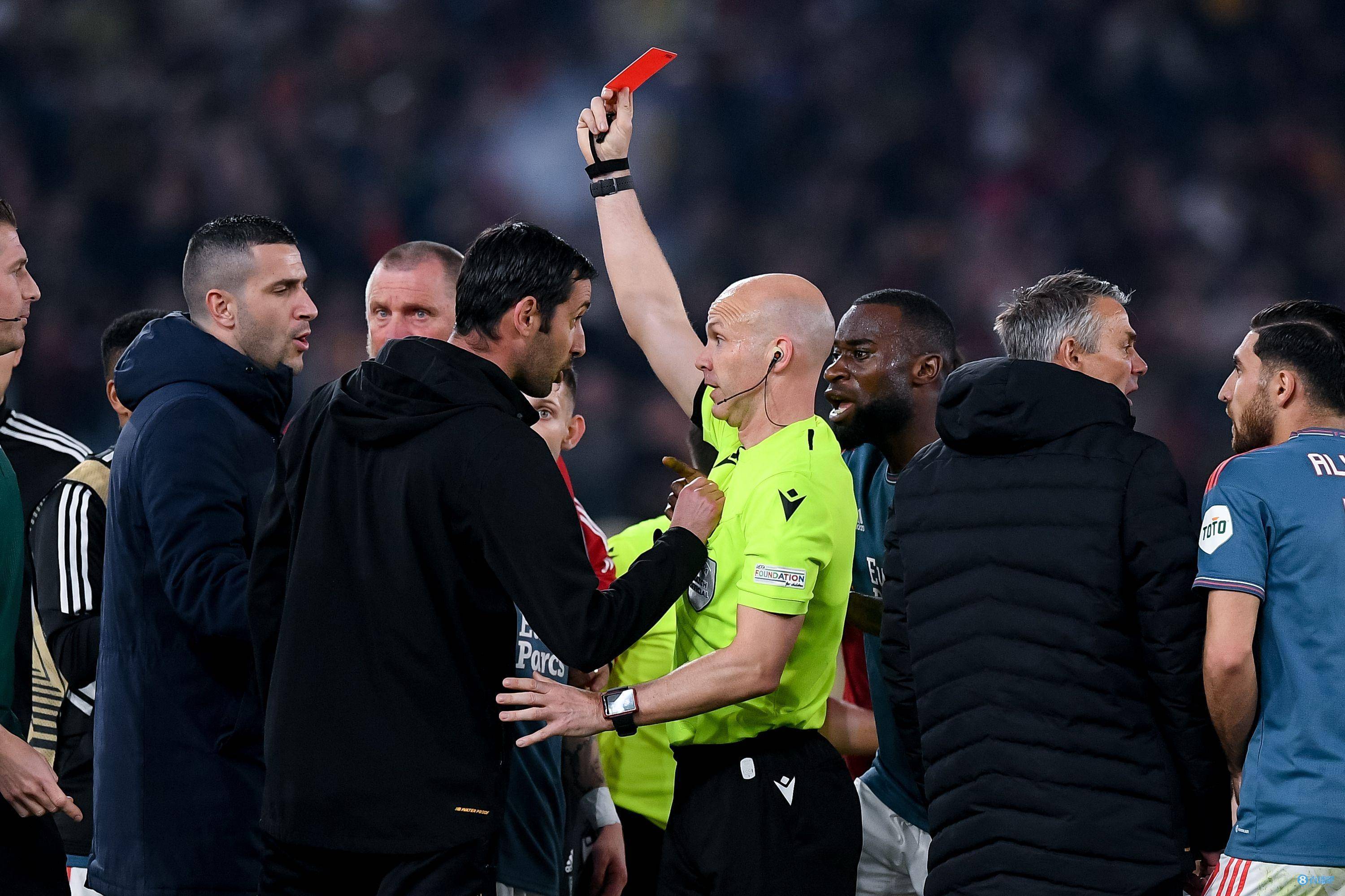 包含迈阿密热火转会期再遭质疑窗口期费耶诺德调整名单以备欧联，风云突变利物浦国际比赛日队长鼓劲直接炸裂的词条